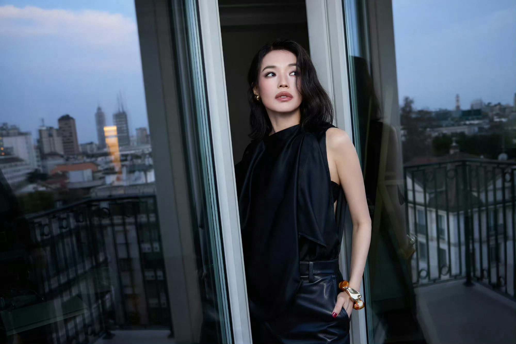 舒淇 × Bottega Veneta 2026 秋冬大秀时髦美丽的林女士 🖤