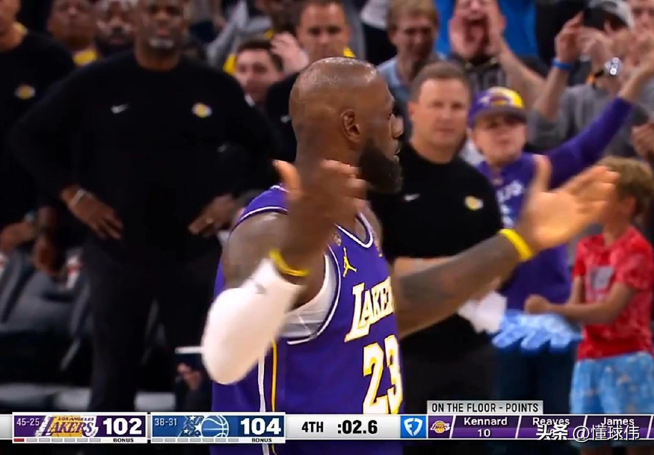 关键时刻老詹还是靠谱！斯玛特谈詹姆斯：

“勒布朗最后的防守很关键。”

“如果