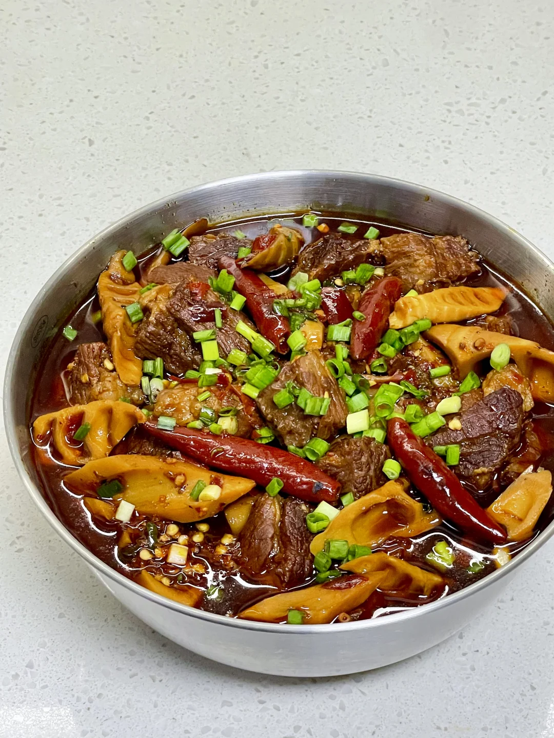 麻辣鲜香的笋子炖牛肉，附详细做法～