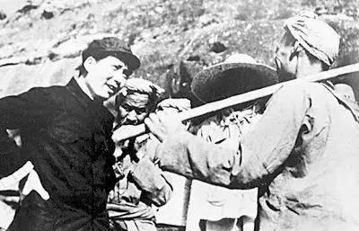 毛泽东吃的“金银元宝饭”是个什么饭？

毛泽东1893年出生在湖南韶山一个农家，