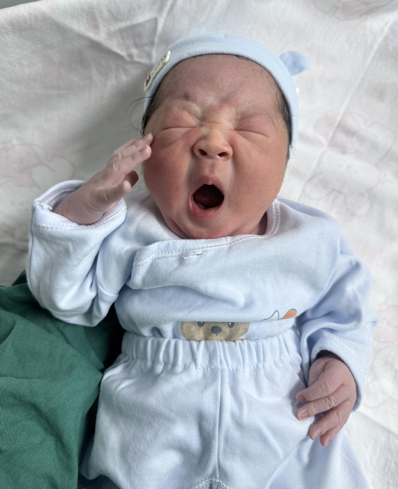 软软糯糯的胖娃娃🙈