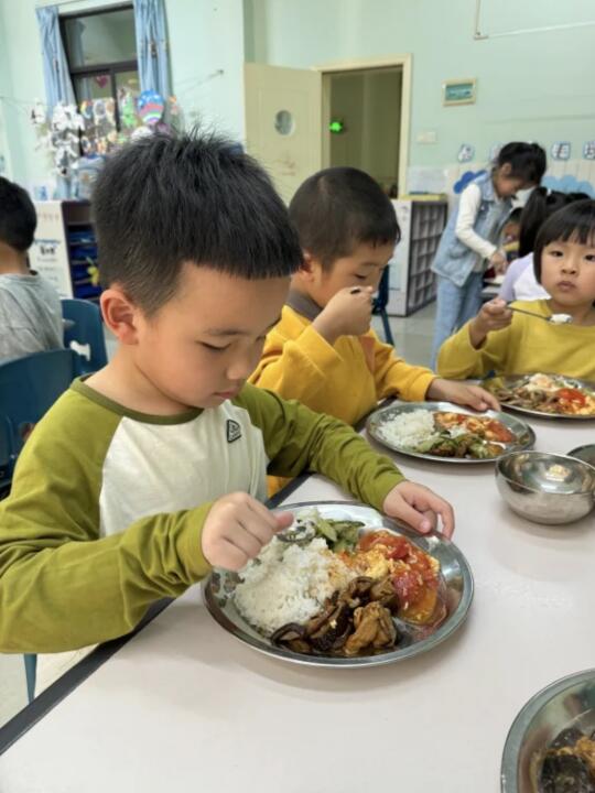 孩子在幼儿园的底气，是妈妈给的