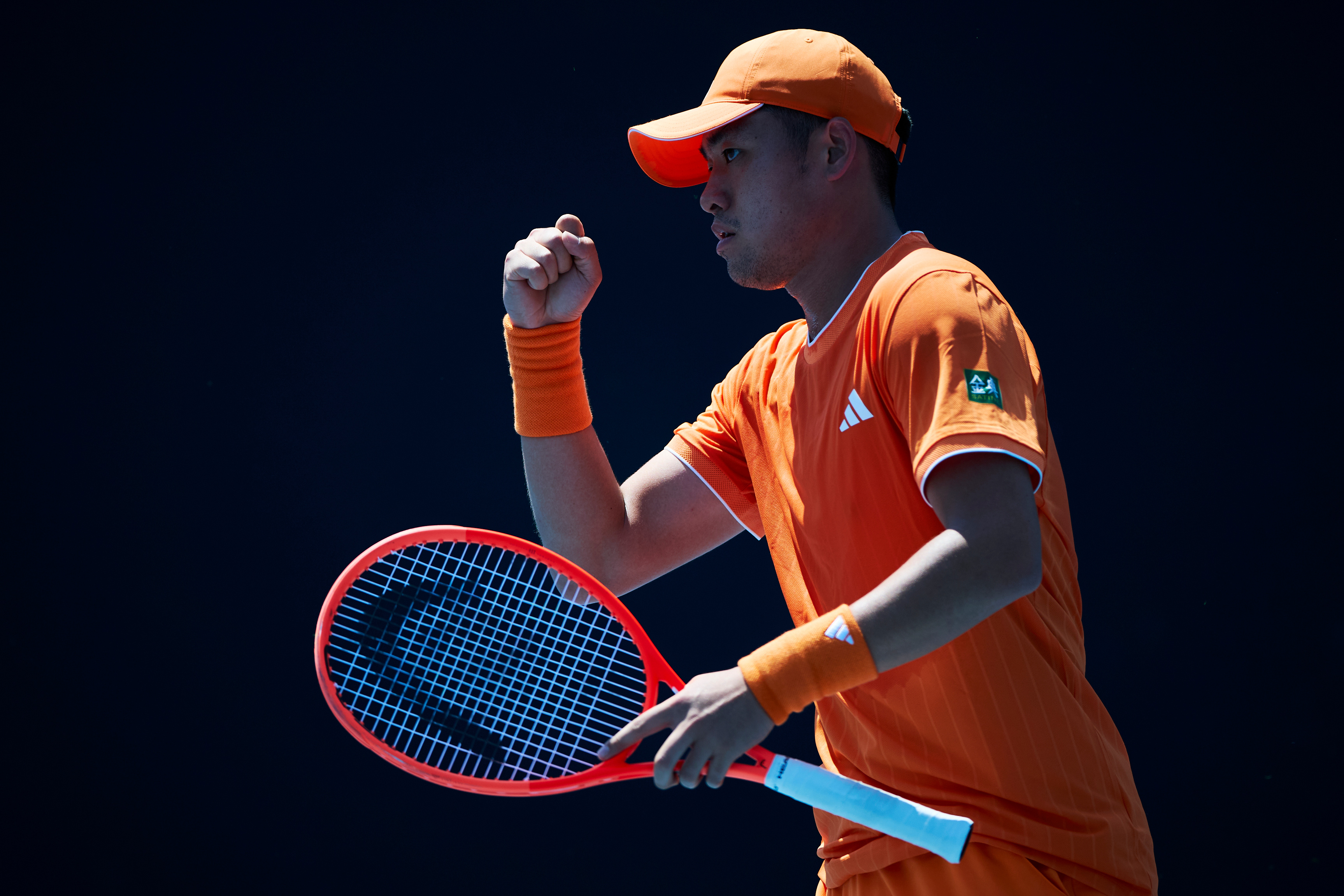 热血沸腾！中国球员吴易昺赛点时刻激情庆祝，太燃了！按下快门那一刻，我都有点泪奔！