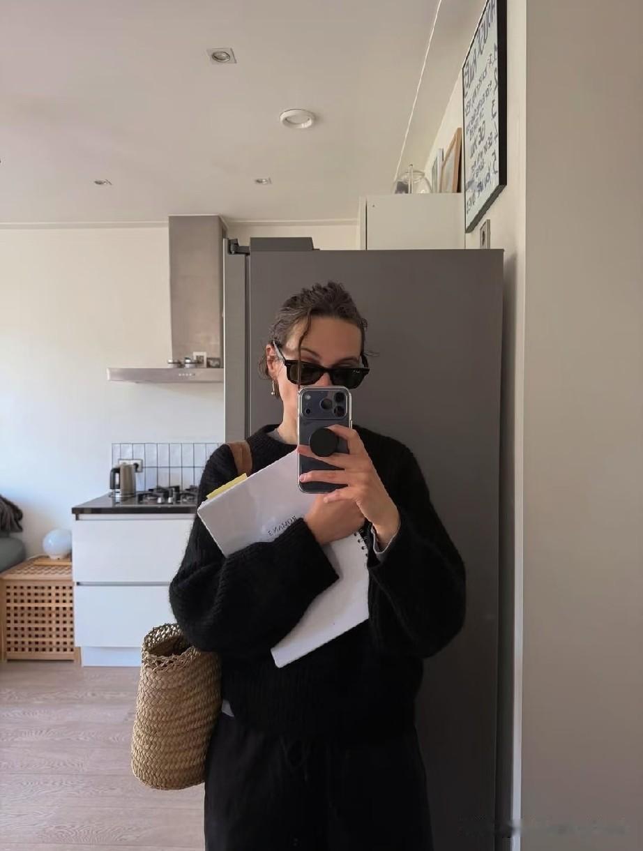 挖到一位法式女作家温柔治愈
ins分享|挖到一位法式女作家温柔治愈来自ins博主