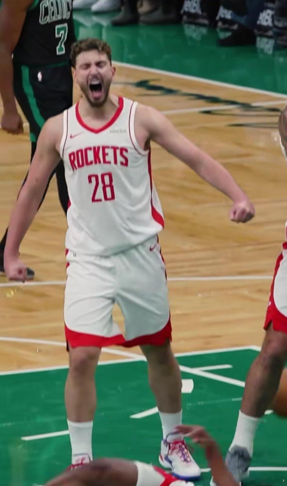 申京今天对绿凯：16分10篮板9助攻2盖帽1抢断+24正负值上场31分钟阿尔佩伦