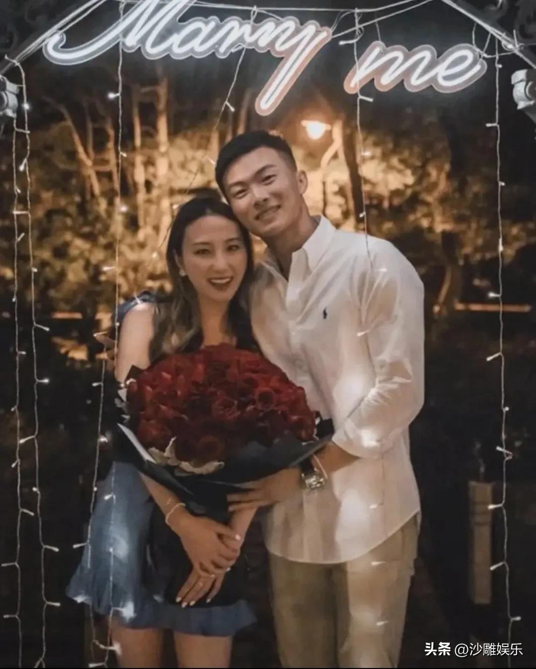 赌王千金，庆生照曝光！

3月1日，赌王三房千金何超云迎来了37岁生日。这位被称