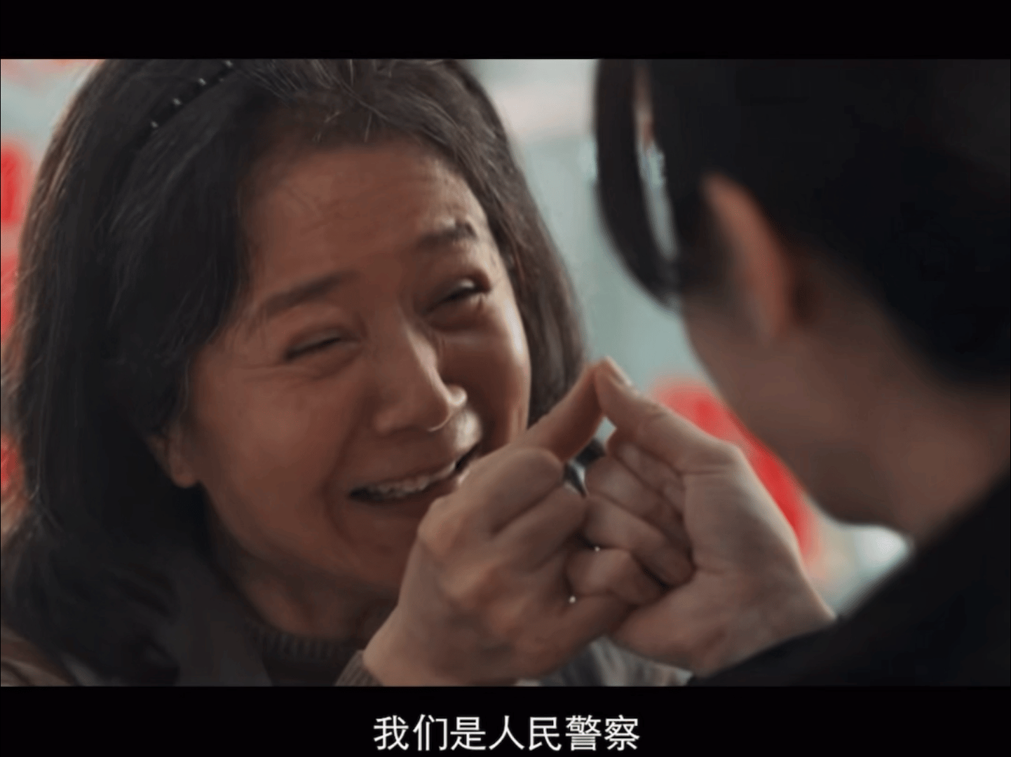 迪丽热巴喜极而泣镜头发型师是哪位？ ​​​