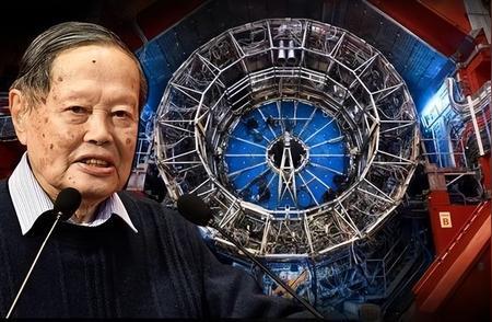 2012年，杨振宁顶着巨大的压力，坚决反对国家投入1000亿人民币建大型粒子对撞
