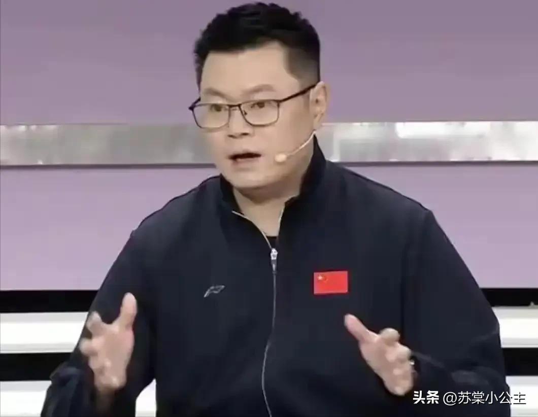 马龙/许昕夺冠，侯英超被打脸了吧！

全锦赛之前，
他预测龙蟒很难进四强，
没想