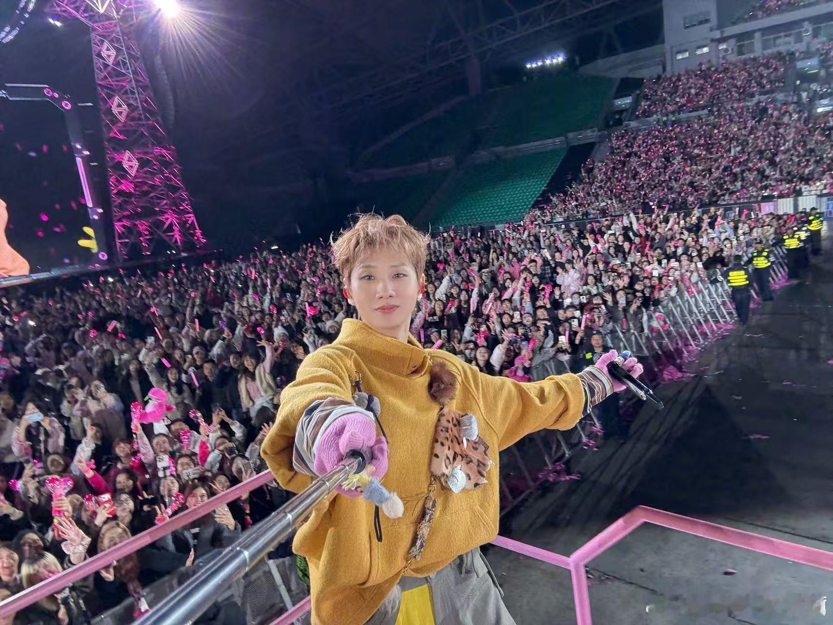 汪苏泷收官场真粉率百分之百 泷哥突然抽查迪士尼合作曲的时候，我心脏都漏跳一拍，结