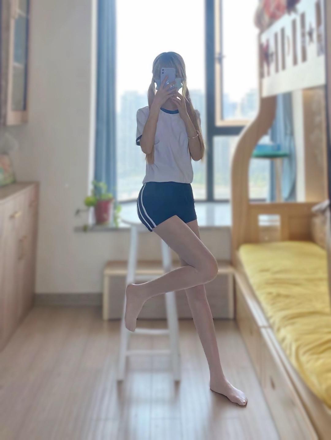 体操服过膝袜大长腿御姐显瘦穿搭