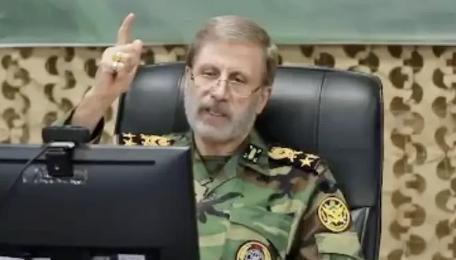 佩泽希齐扬和阿拉格齐至今还坐在位子上，革命卫队没动他们。很多人以为这是强硬派手软