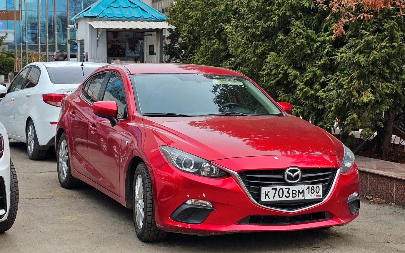Mazda 3 / Opel Astra / Changan UNI-VLexu
