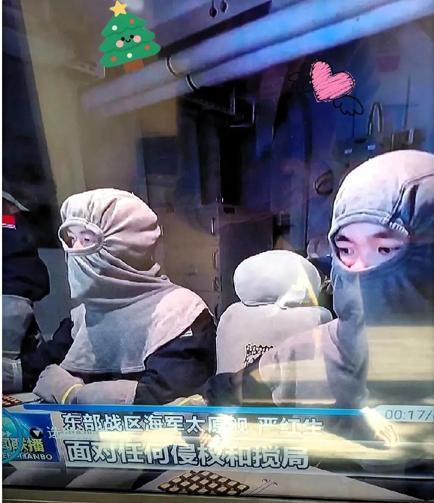 海军演习的“头套”不是耍帅，是把生死细节刻进装备里的硬核底气！
 
别再误以为是