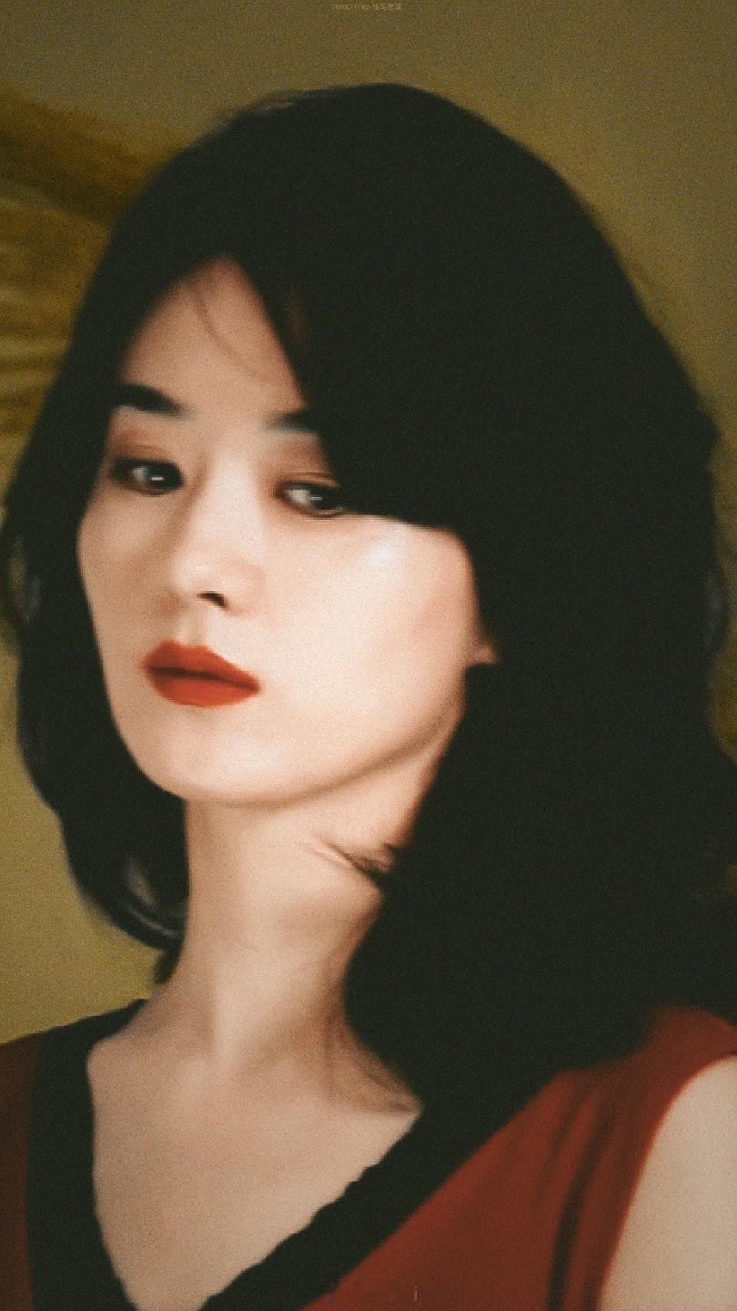 赵丽颖赵丽颖李秋萍 zly 赵丽颖小城大事“不管发生什么，我都会笑着去面对，因为