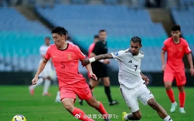 FIFA系列赛！国足0-2不敌十人喀麦隆1胜1负暂列第3！国足负于10人喀麦隆 