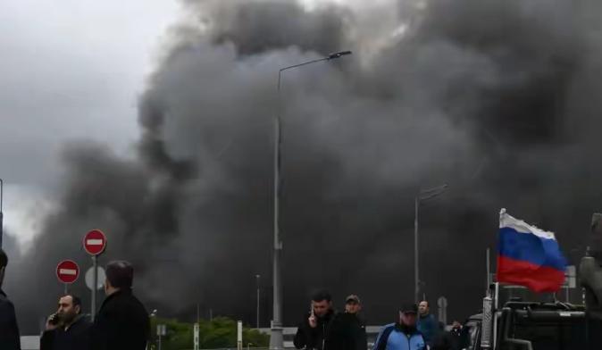 乌克兰玩火自焚，中国正当反制：支持俄罗斯天经地义！


乌克兰近年来在“反俄”的