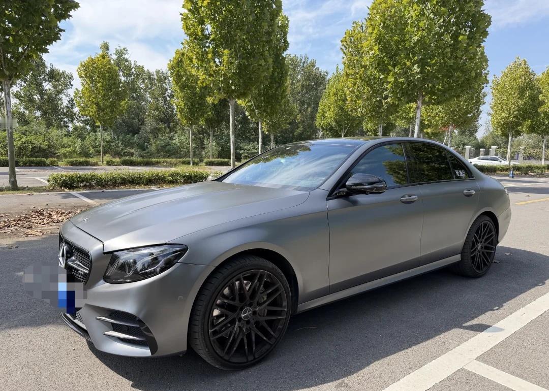 全款152800 丨 18年奔驰AMG E43
新车指导价 90多万
17款 A