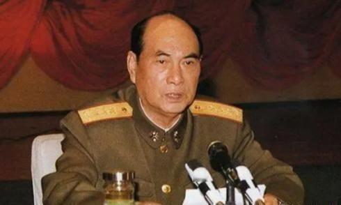 1979年， 越南 女兵混入我军队伍，并使用了很多阴险手段。为了识别这些女兵，有