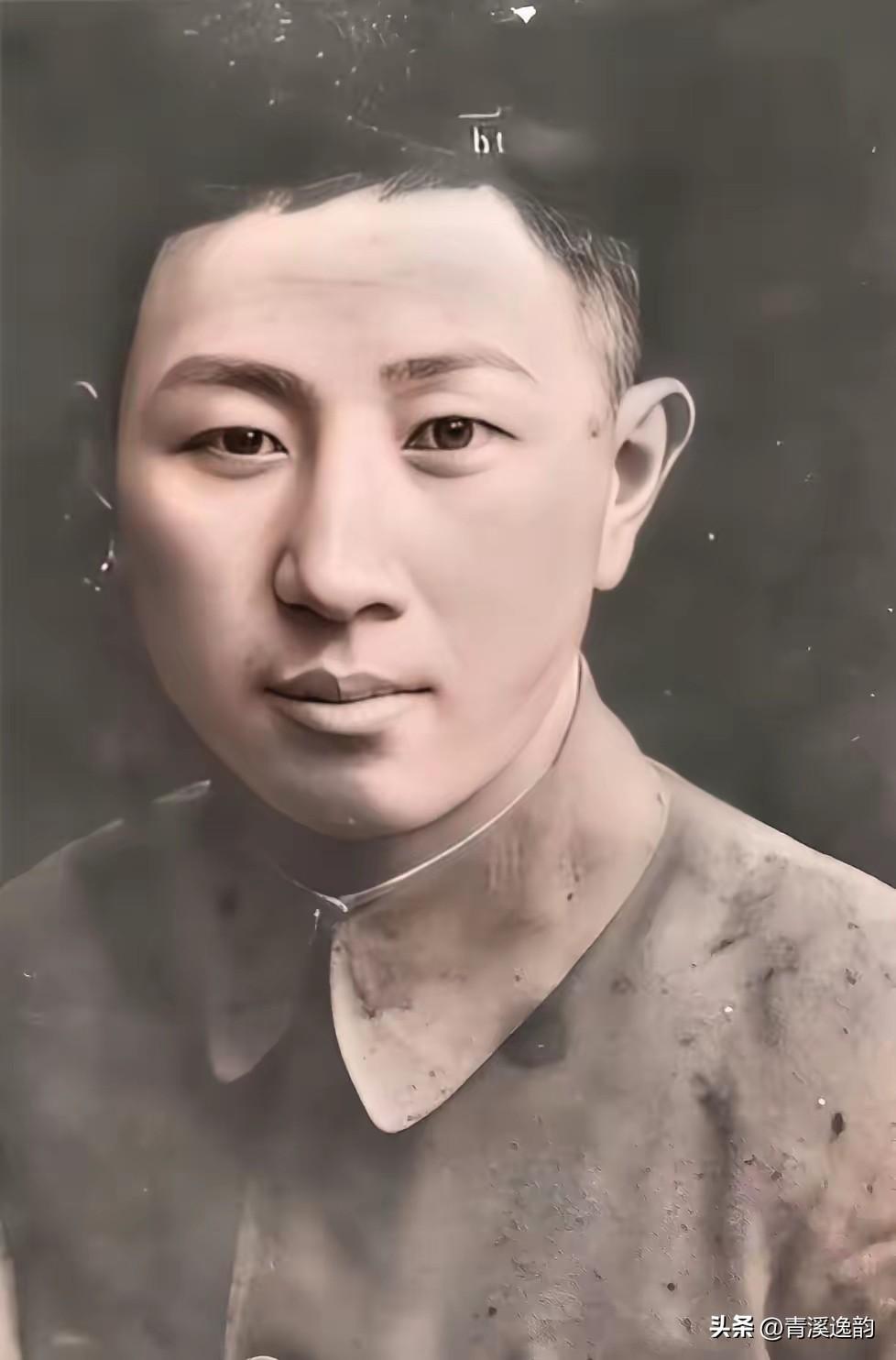 翁自勉在西安事变中舍身护卫蒋介石，中弹致残，他的后半生，也因这一夜的忠勇，被彻底