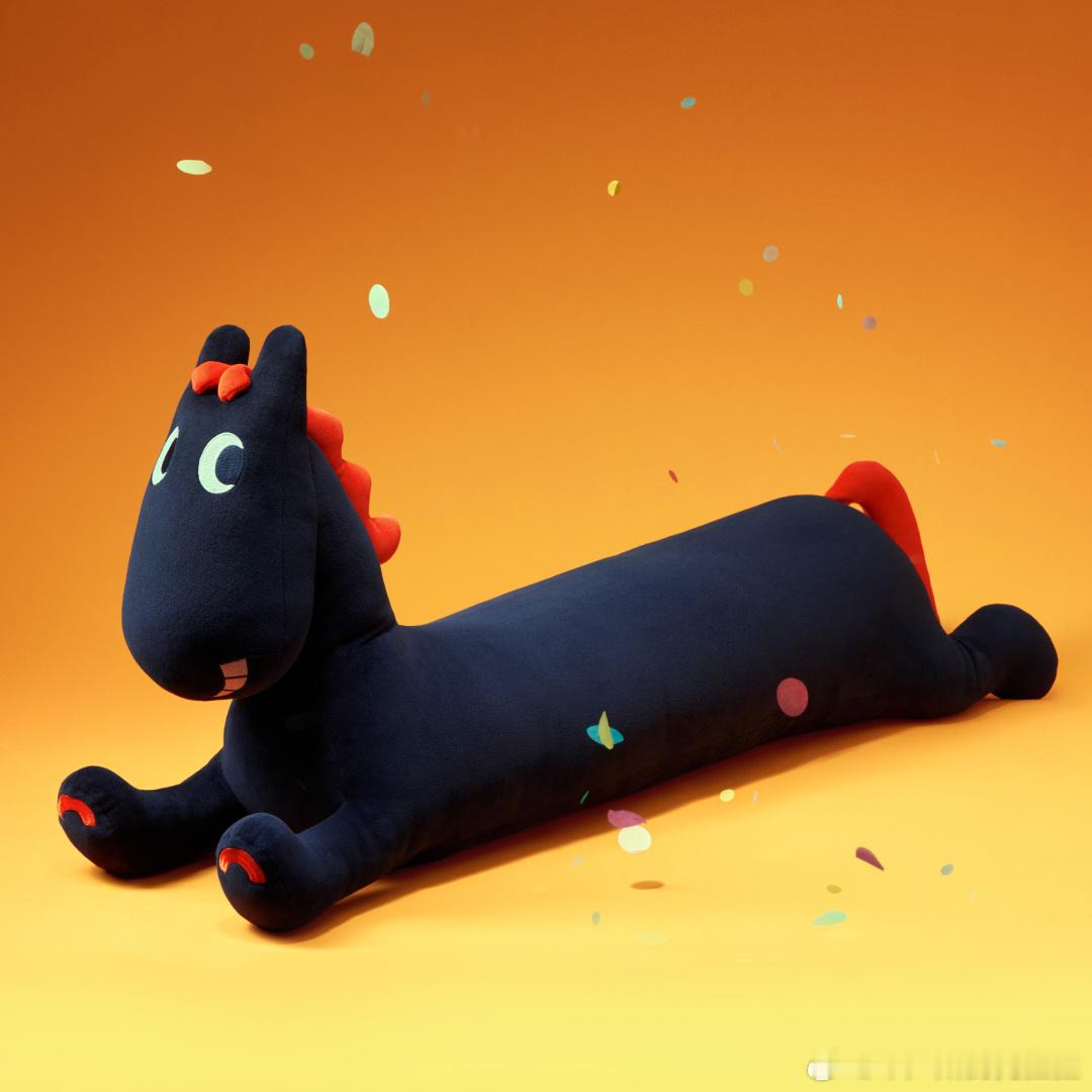 NIO Life这一季上新太搞笑了简直就是“搞笑一家马”图三这杯子 请问能带着跟