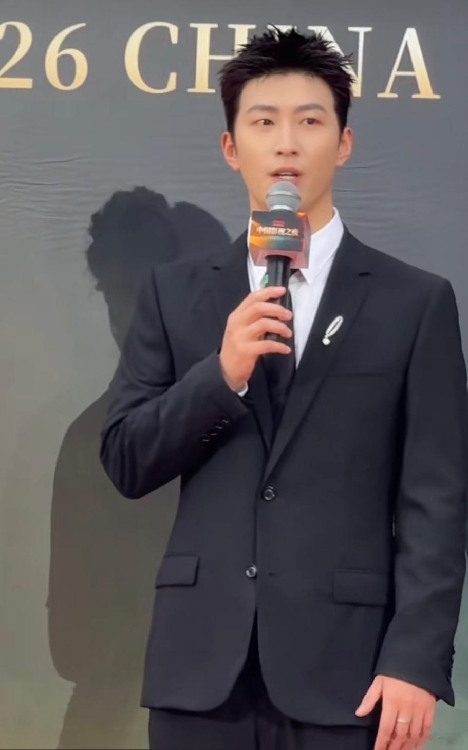 窦骁最近状态也太绝了吧！颜值狠狠回春  《主角》里的刘红兵又痞又帅🥰 