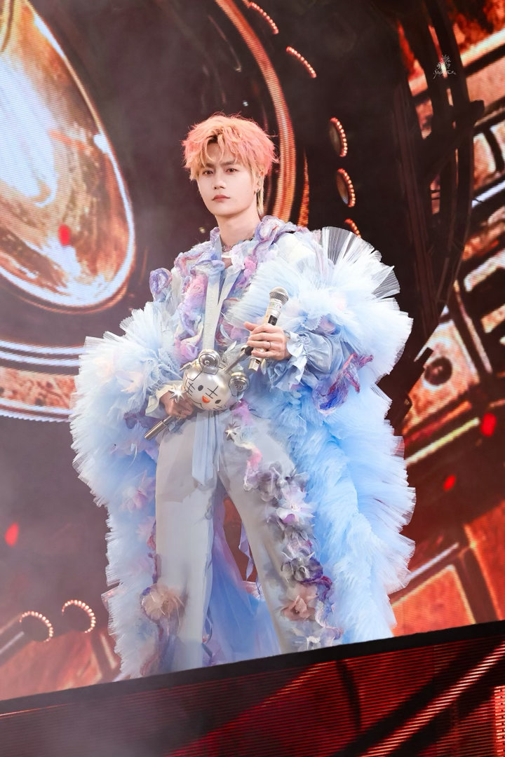陆虎像你这样的朋友巡演3.0𝟐𝟎𝟐𝟔𝟎𝟓𝟑𝟎 ｜天津天津！363