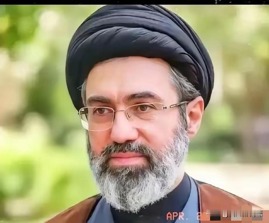 伊朗传来的消息！
4月24日，伊朗军队总司令哈塔米在社交媒体上放话了，说伊朗军队