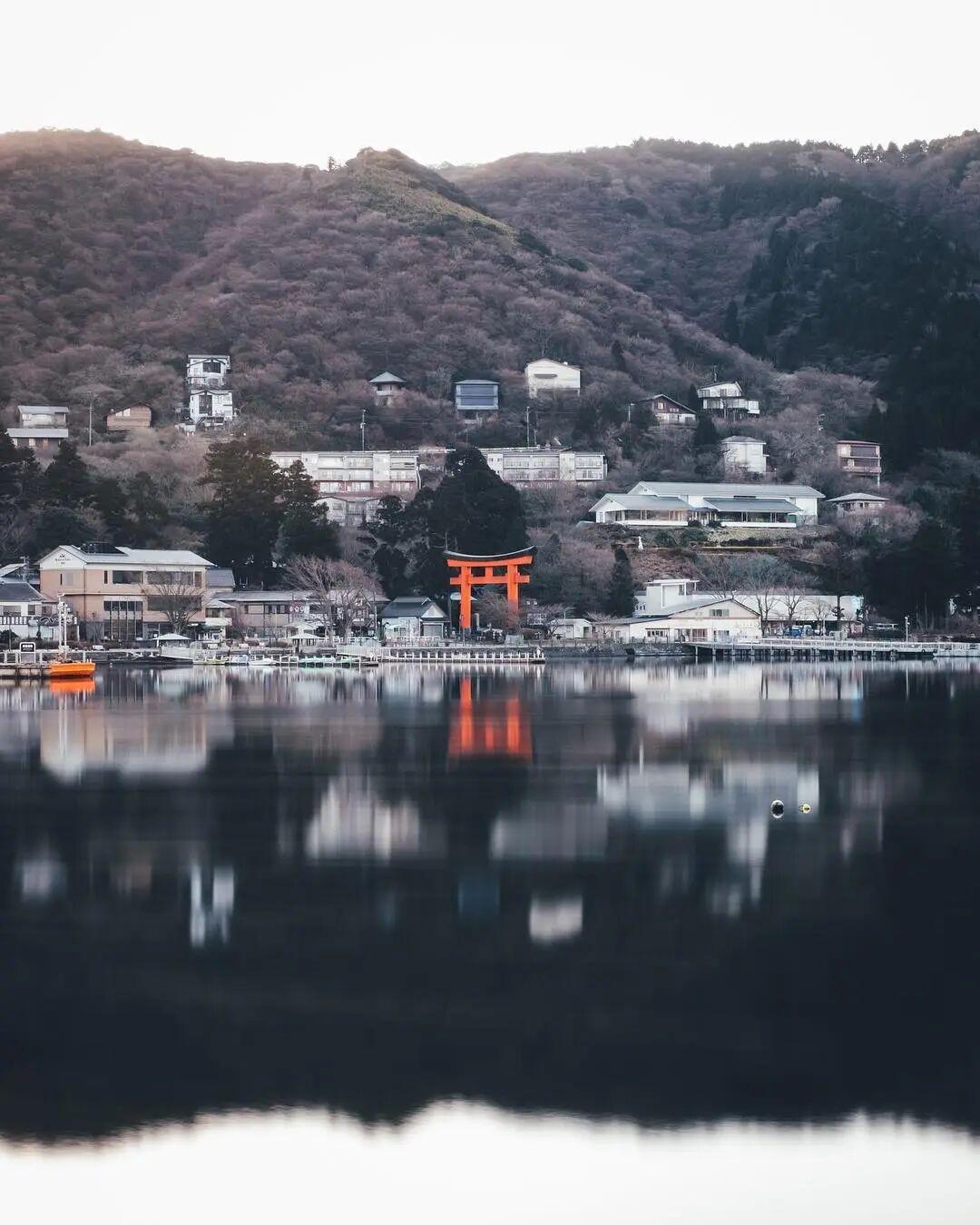 富士全球签约摄影师 
摄影师：保井崇志