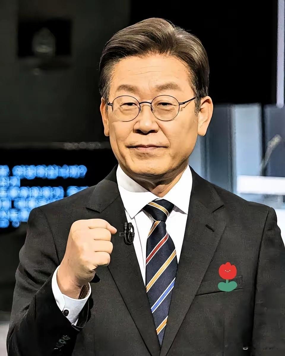 李在明这亲笔信，送得比演的还巧。一边人往华盛顿赶，一边信往北京递，建交纪念日卡点