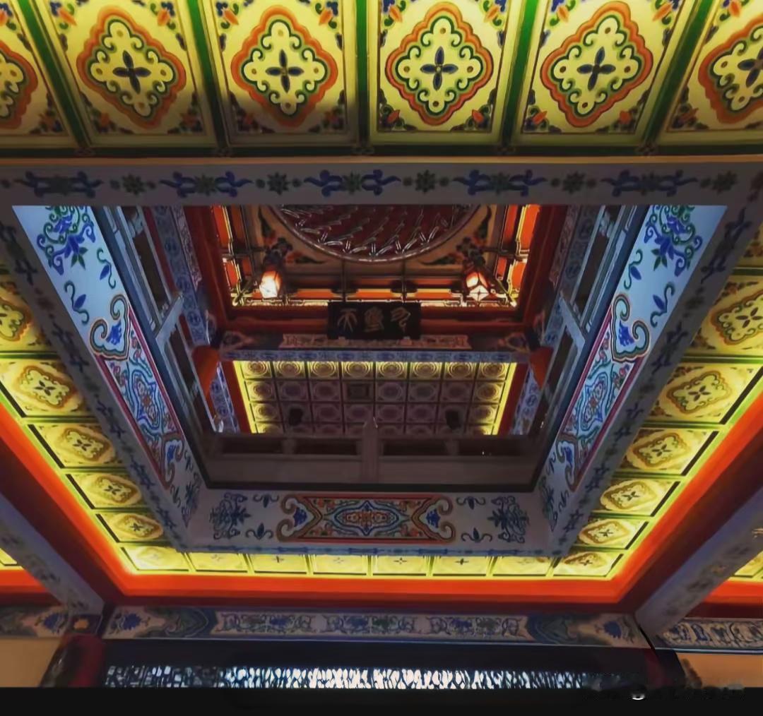 路易威登LV 我看不起你，你们只会告这些小虾米，有本事你把滕王阁告了。滕王阁好久