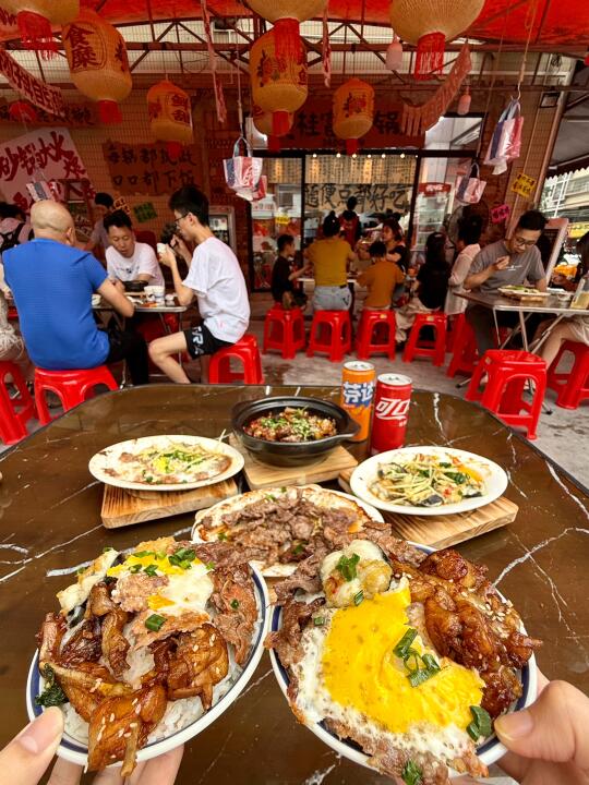 在揭阳！！坐满了人的街边店是尚好食的😍