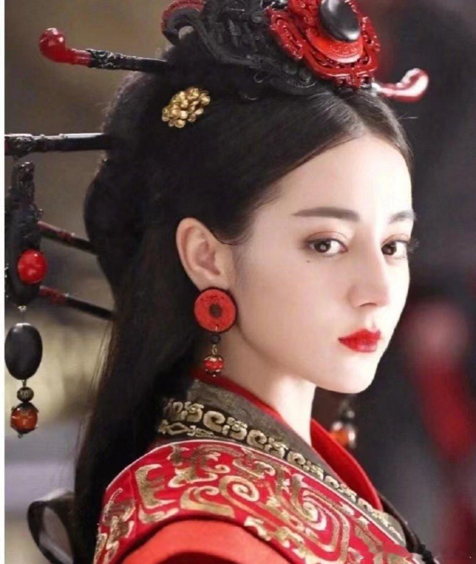 我红衣热巴绝美，谁有异议！ ​​​