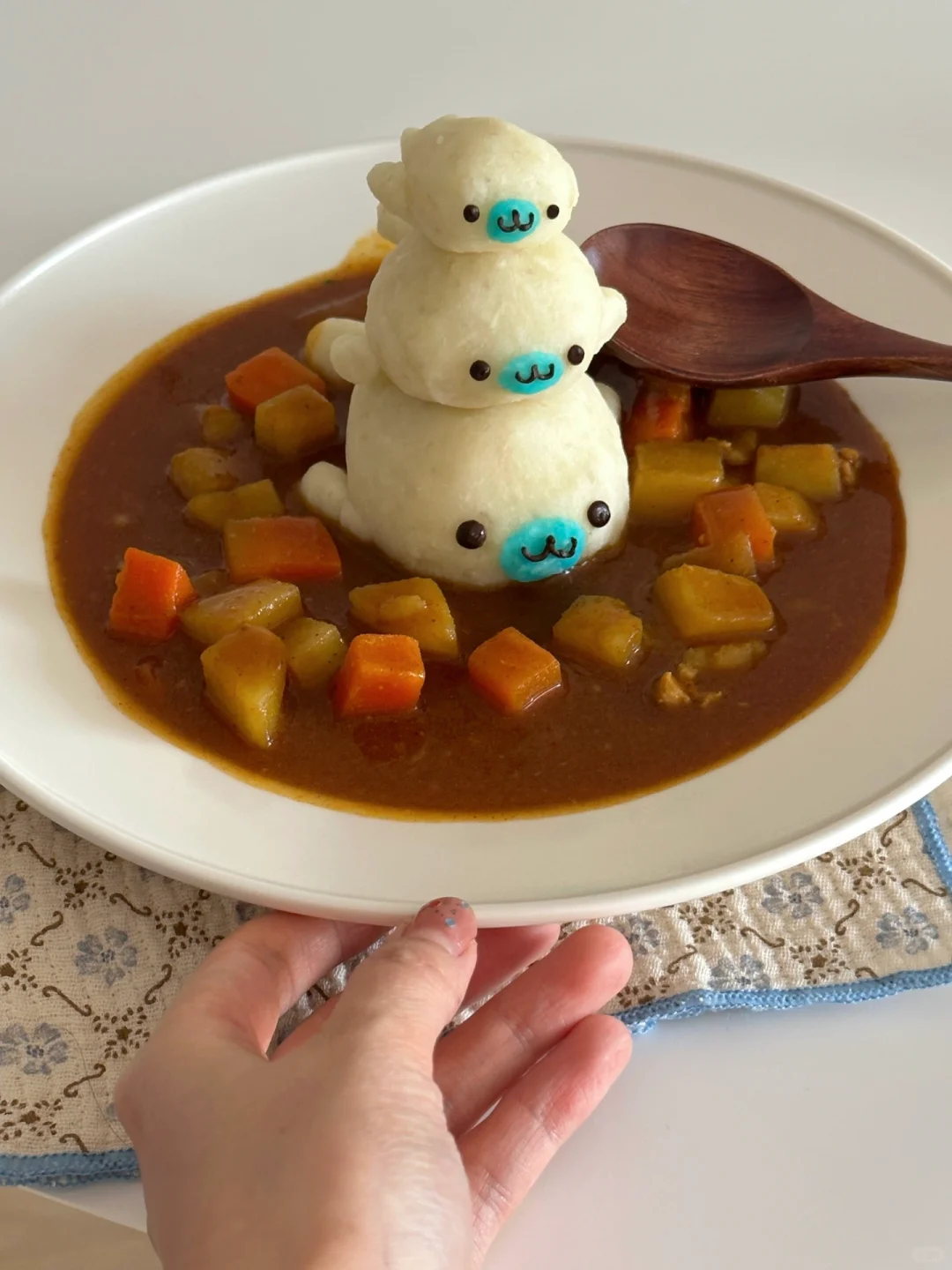 ⚫︎ω⚫︎豆芝麻海豹土豆泥汤咖喱🍛