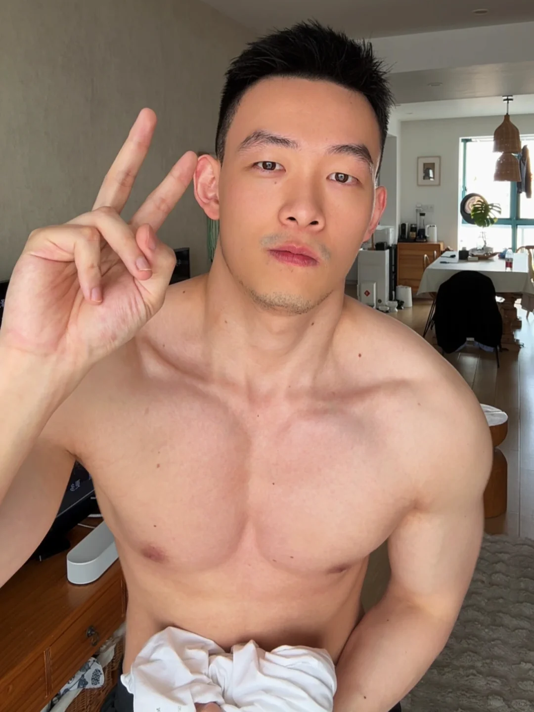 没人疼就健身 练完浑身疼