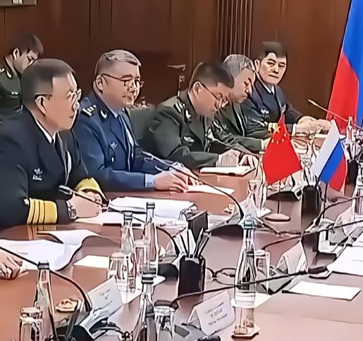 2026年4月28日，吉尔吉斯斯坦比什凯克，上合组织国防部长会议现场，一句硬核表