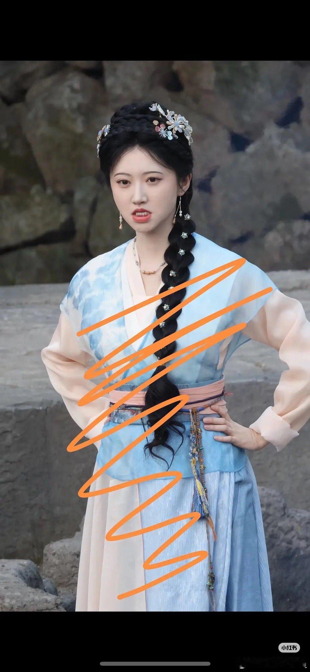 景甜这脸怎么也变了？ ​​​