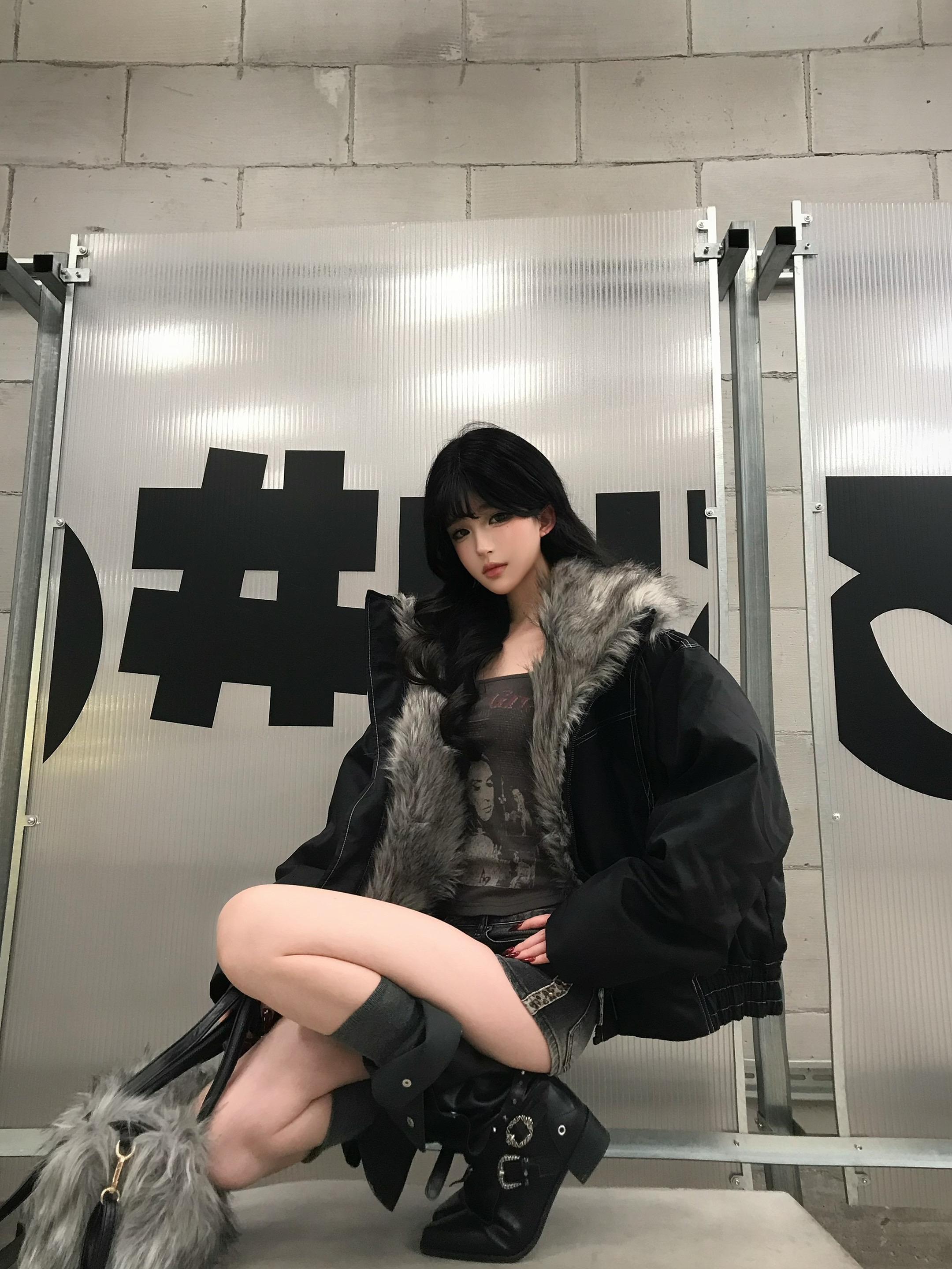 真是四套减三套  帅的有一套。