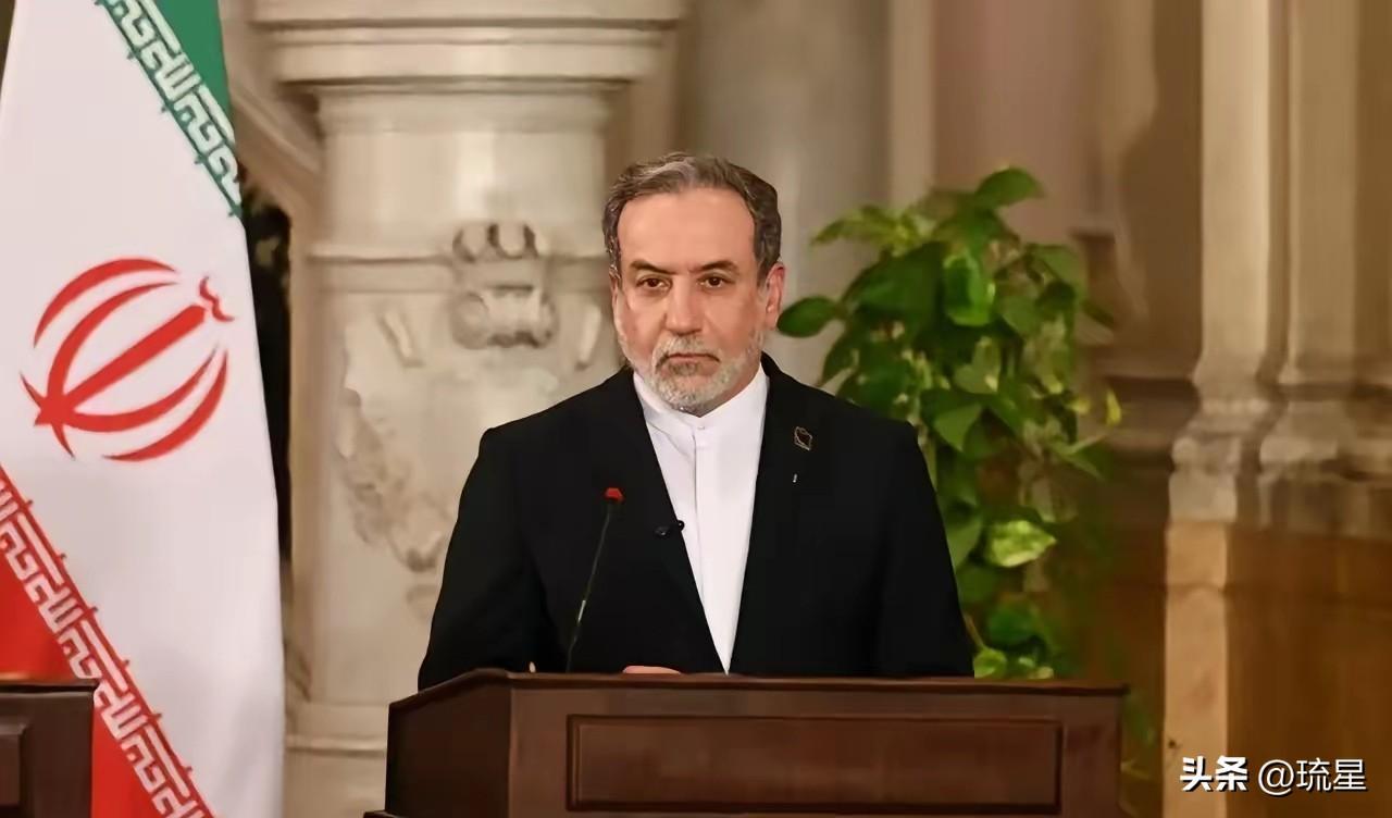 开战第八天伊朗通报全球美军航母被炸。

这话一出，全球舆论炸了锅。咱们先别急着欢