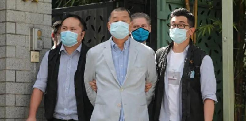 黎智英定罪后 赵少康彻底慌了！靠山要倒 黑料要爆 这下插翅难飞
 
黎智英因违反