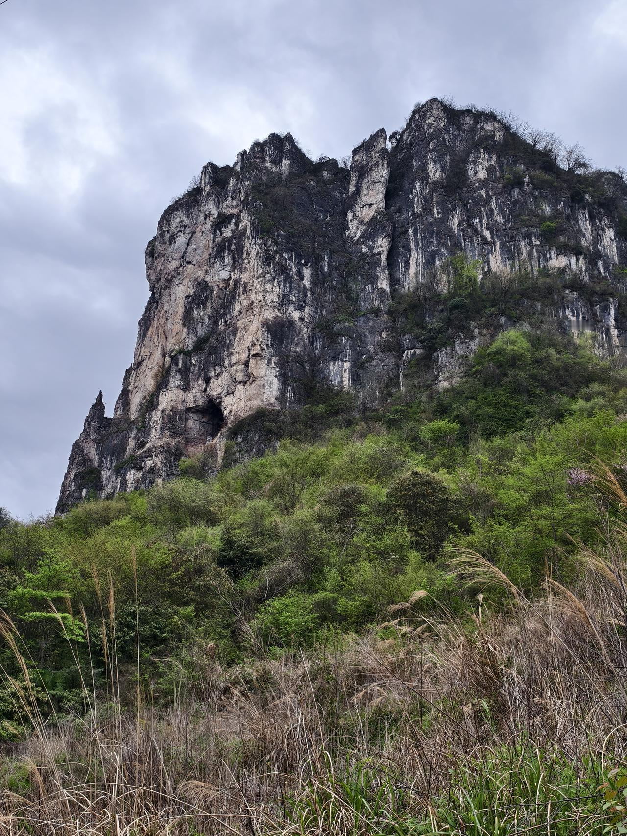 宜昌市夷陵区惊现一处革命遗址，也是旅游踏青避暑的好去处，很多人要么不知道，要么走