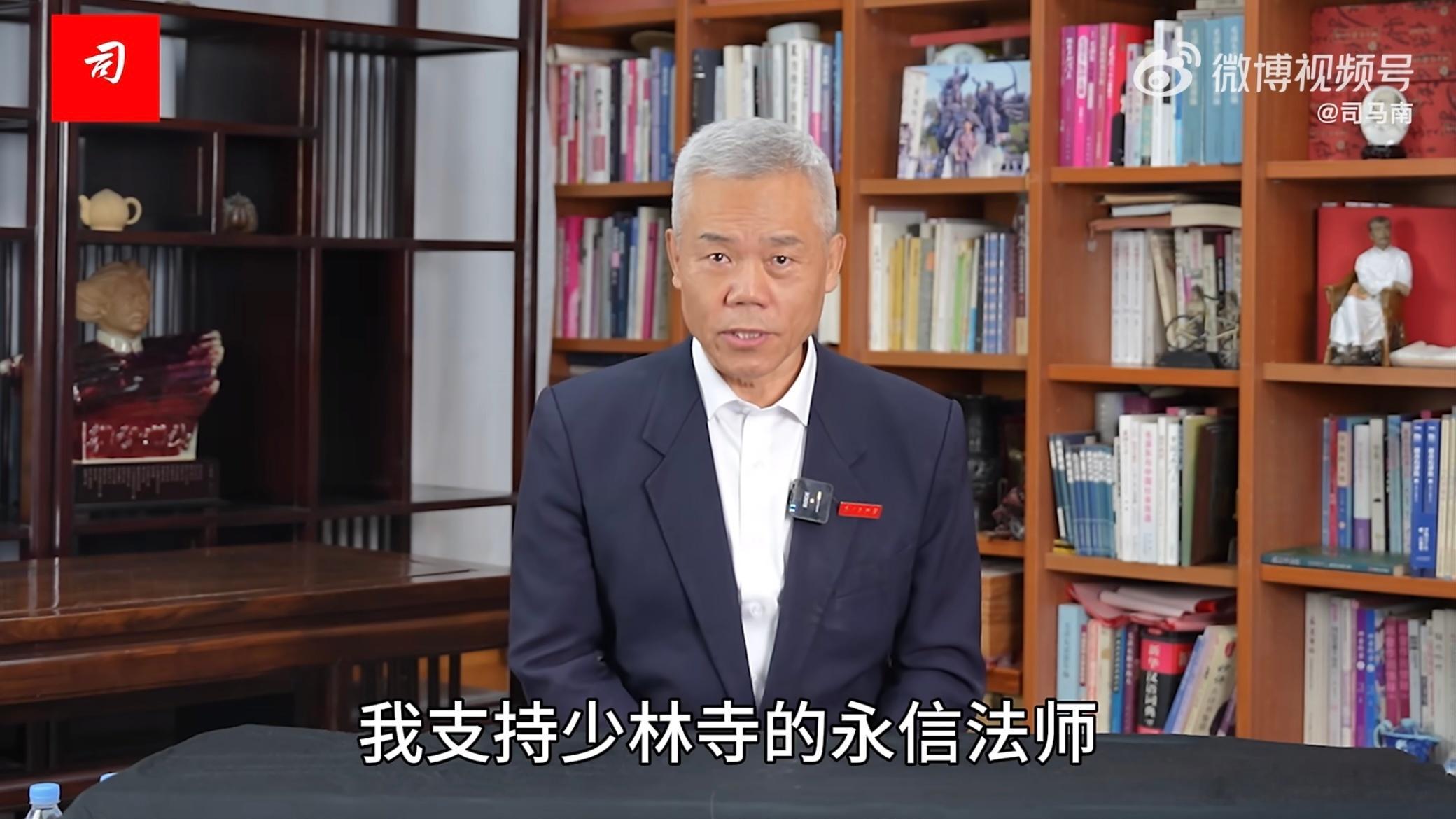 鱼找鱼，虾找虾，乌龟配王八。 