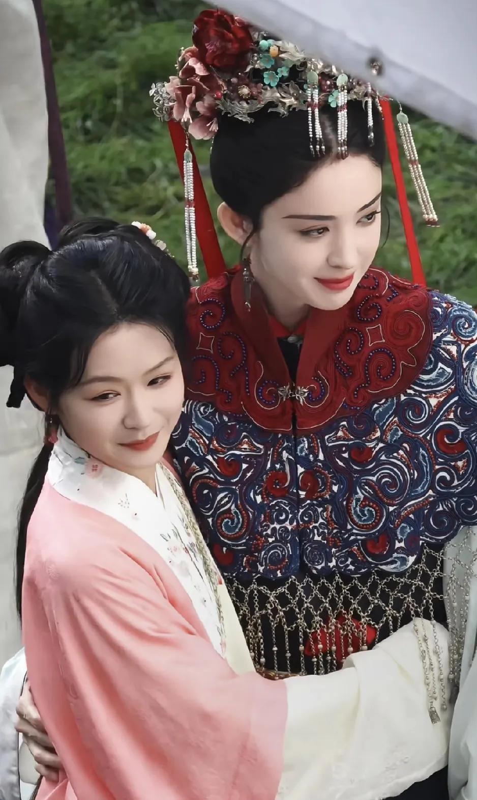 难怪于正说，玉茗茶骨一定会爆火，这剧看起来是下血本了吧，
看，男主侯明昊的假发丝