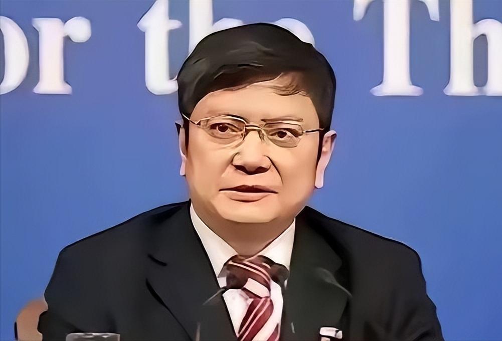 浙大知名教授郑强，又一次抛出了直击现实的犀利言论！他直言：“中国是人口大国、劳动