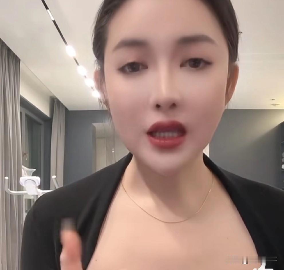 大连冰冰高度评价方丈和李四有大哥样，从来不会势利眼！

          大连