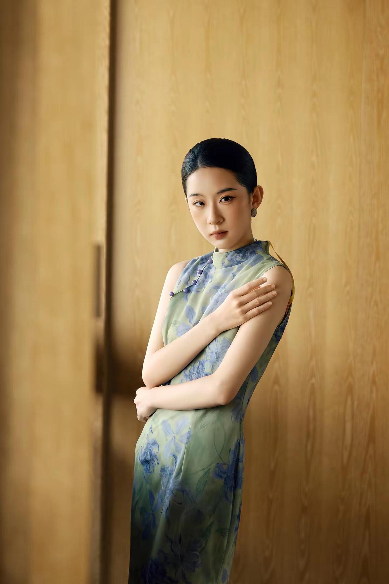 旗袍东方骨相美学 东方美学才是顶流 广西婚礼跟拍