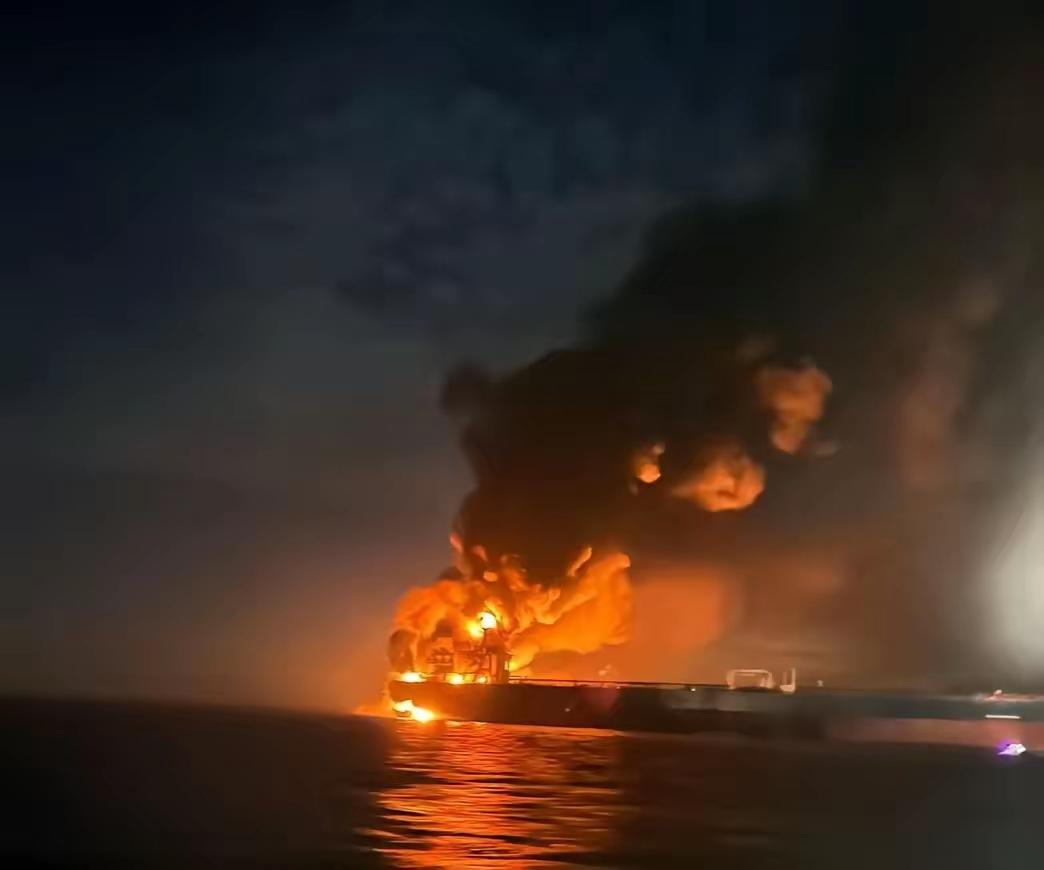 俄媒消息，当地时间4日，罗斯托夫州州长斯柳萨里通报，该州位于亚速海沿岸的港口城市