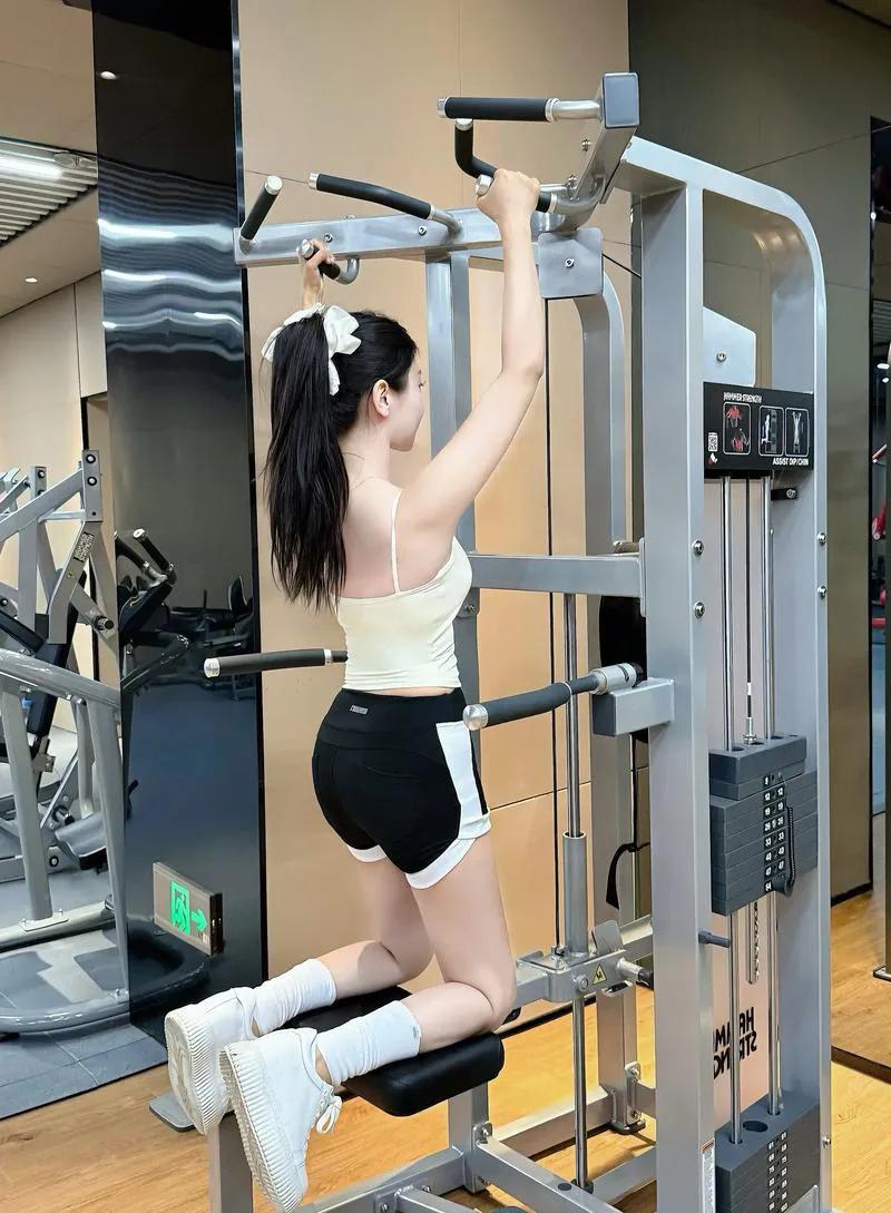 二手烟的伤害远比你想象中更毒！
1月31日，一媒体报道，河南郑州一41岁健身女子