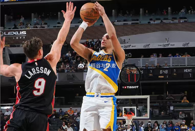 本赛季到目前为止，安德鲁-内姆哈德的场均助攻数为7.7次，可以排到联盟第7位，算