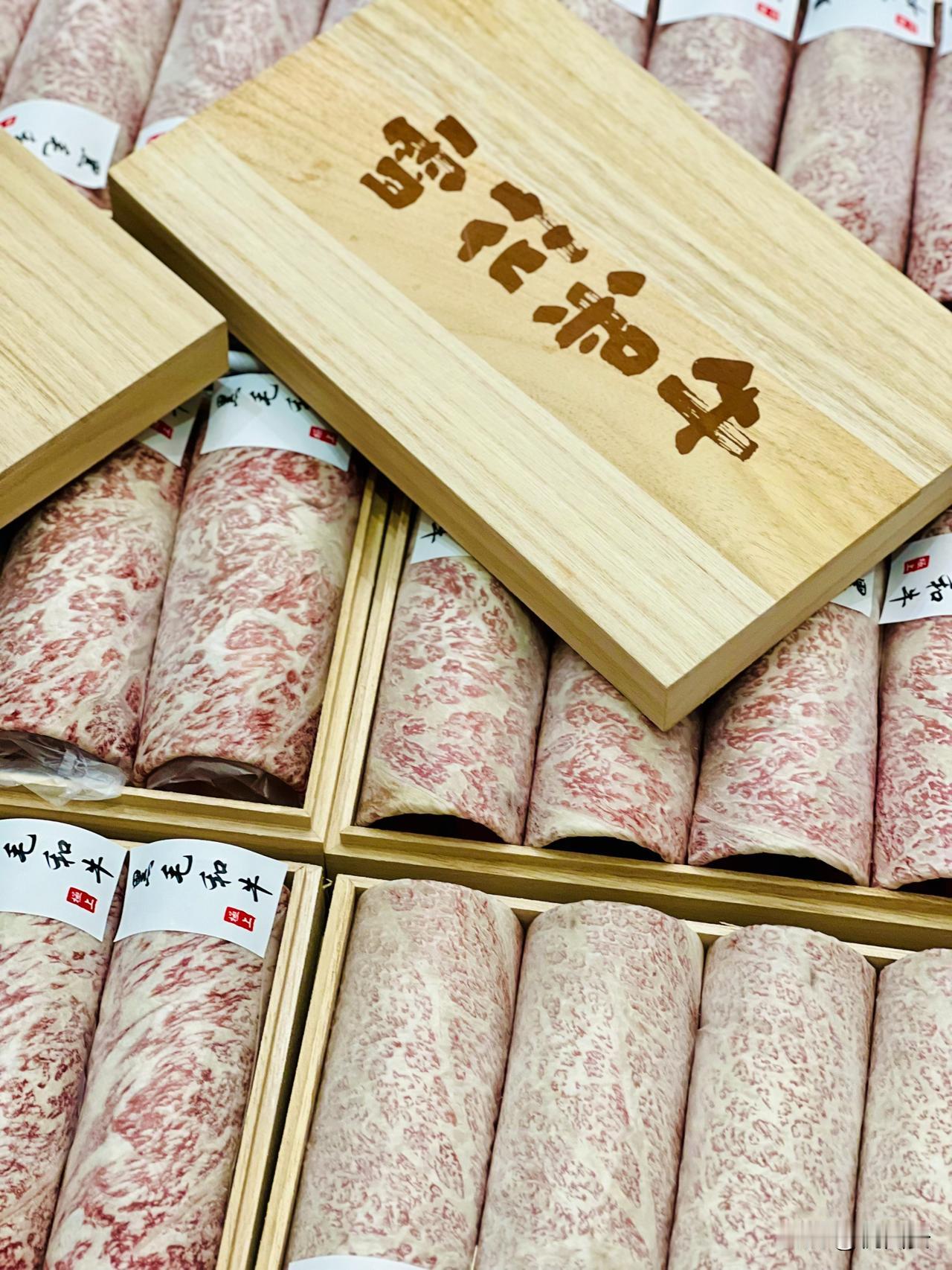 海鲜+和牛？橡树街区开了家性价比超高的和牛火锅—【尚膳宫·和牛火锅】简直把人香“